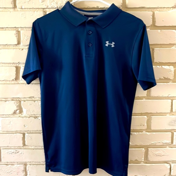 Under Armour Other - 4 EUC Under Armour Performance Shirts Size XL Youth.